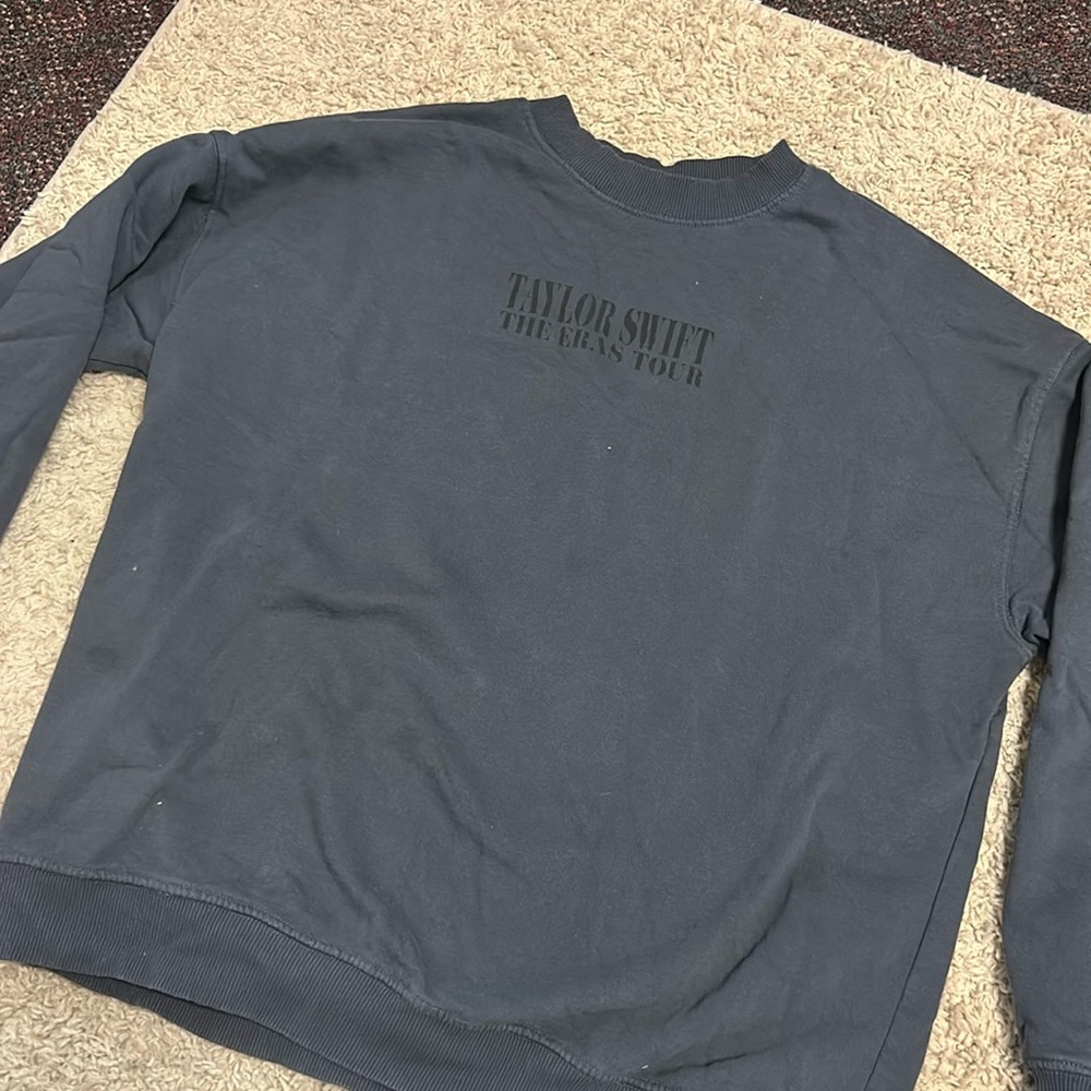 Taylor swift the eras tour concert crewneck